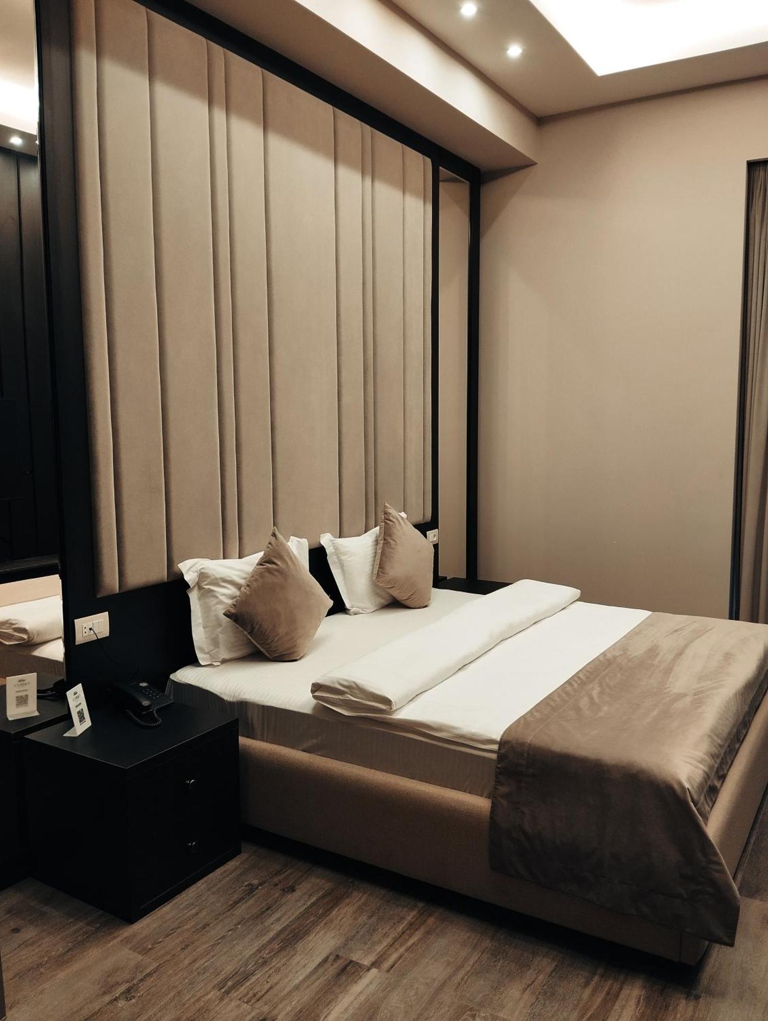 Soho Apart Hotel Ереван Экстерьер фото